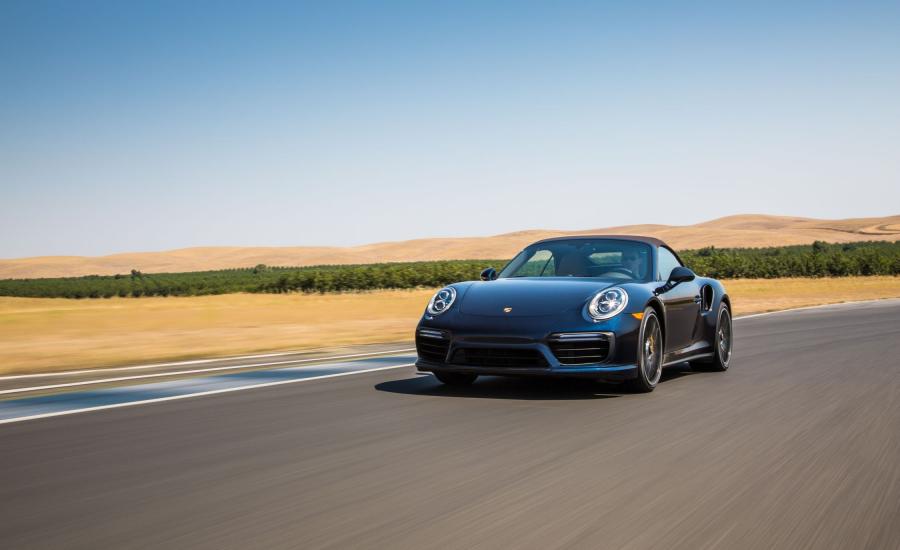  Porsche 911 Turbo S Cabriolet 2016 года  (NA) (фото 8 из 16)